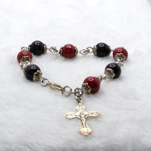 Women's Custom Beaded Jump Ring Bracelet - Image 14